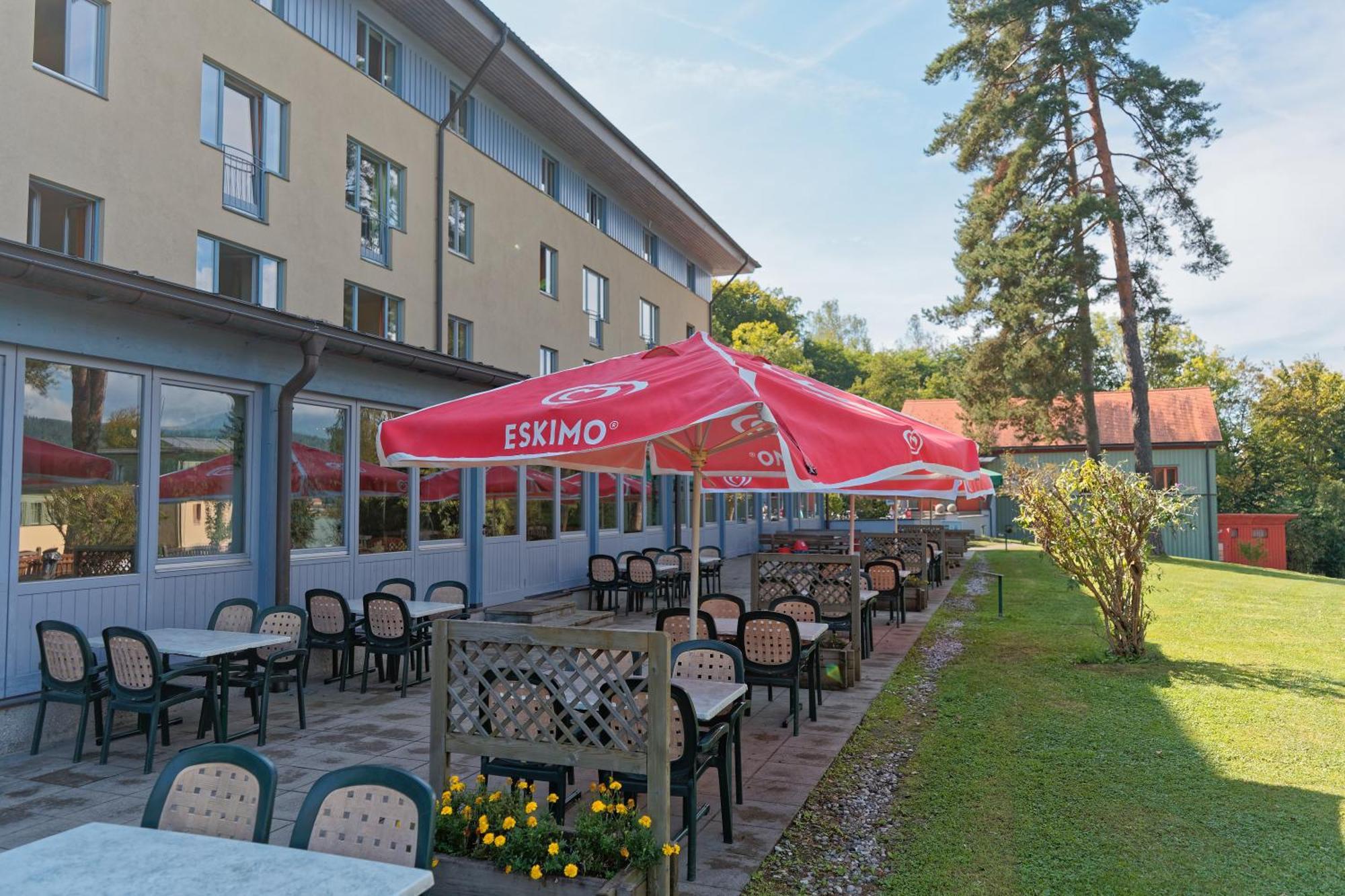 Jugend- Und Familiengastehaus Cap Worth Ostello Velden am Wörthersee Esterno foto